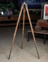 THEODOLITE: An early 20th century cased theodolite by ER Watts & Sons, London, the case 18cm high, 43cm wide,19cm deep - 4