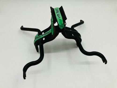 BMW: A used upper fairing bracket from a 1980 R100RT [Location: Sydney]