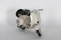 VESPA: A 1:12 scale Newray 1955 Vespa model, the Vespa 150 VL1T model in finished in cream paintwork - 3