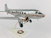 AMERICA AIRLINES DC3: A 1:100 scale (20cm long) 'Flagship Knoxville' McDonnell Douglas DC3, plastic model, registration 'NC21798'. - 3