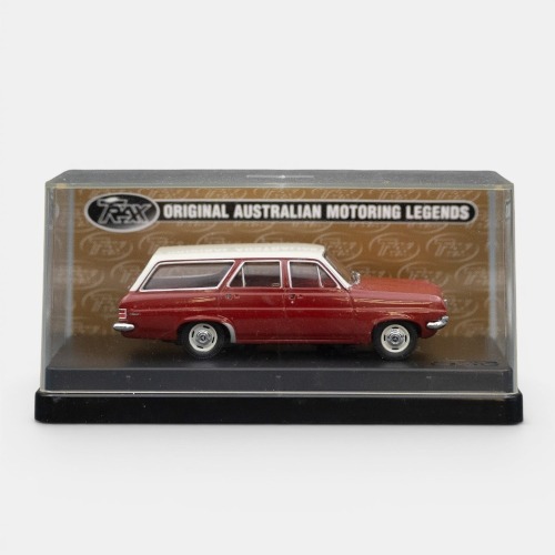 HD HOLDEN: A Trax 1:43 scale Holden HD special station sedan (station wagon) model, finished in white over red paintwork, model number TR57B