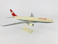 SWISSAIR AIRBUS A330-200: A 1:200 scale (30cm long) plastic model. - 2
