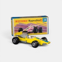 FORMULA 1: A Matchbox Superfast Formula 1 racing car model, the number 16 race car finished in yellow paintwork, model number 34, made in England - 2