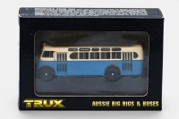 LEYLAND TIGER: A Trux 1:76 scale 1952 Leyland Tiger OPS2 single deck bus model, finished in the route 487 Bankstown livery, model number TX7