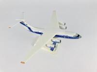 VOLGA-DNEPR AIRLINES: A 1:200 scale (25cm long) 'Ilyushin-76TD-90VD' resin model registration 'RA-76950' - 4