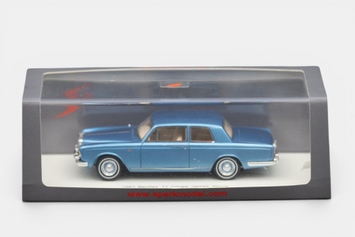 BENTLEY: A Spark Model 1:43 scale 1967 Bentley T1 Coupe James Young (S3815) in original box