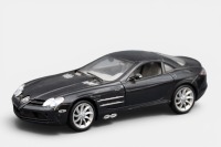 MERCEDES / FERRARI: Four 1:18 scale Mercedes-Benz & Ferrari unboxed models - 4