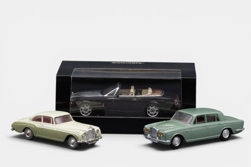 ROLLS-ROYCE / BENTLEY: Three Rolls-Royce / Bentley 1:43 scale models