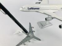 LUFTHANSA AIRBUS A380-800: 2 Models : A 1:200 scale plastic model, registration 'D-AIMA', and A 1:400 scale metal model on wheels, registration 'D-AIMA'. - 3