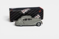 JAGUAR: A 1:43 scale Western models 1949 Jaguar Mk V saloon model, a white metal model finished in an interesting shade of grey paintwork, model number WMS 41, made in England