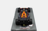 RED BULL RB18: A Spark 1:18 scale 2022 Oracle Red Bull Racing RB18, car number 1, winner 2022 Japanese grand prix, driver Max Verstappen, formula 1 drivers championship model, model number 18S774, in original box - 4
