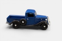 FORD: A 1:24 scale Saico model, of a 1937 Ford pick up, finished in blue paintwork