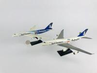 ANSETT BOEING 747-400: Two 1:200 scale (28cm long) plastic models with Sydney 2000 Olympic livery, registration 'VH- ANA' and 'VH-INJ'