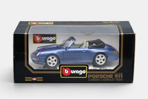 PORSCHE: A Bburago 1:18 scale 1994 Porsche 911 Carrera cabriolet model, finished in blue paintwork with grey interior, model number 3040