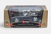 DODGE: A Bburago 1:18 scale 1993 Dodge Viper RT/10 model, finished in black paintwork with grey interior, part of the gold collection, model number 3365