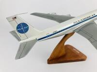 PAN AM BOEING 707-320: A1:100 scale (44cm long) wooden model, 'Jet Clipper Courser', registration 'N790PA'. - 3