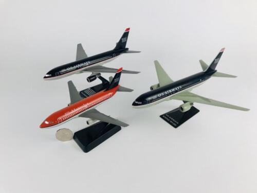 U.S AIRWAYS BOEING: Three models (longest 25cm): Two 1:200 scale Boeing 767-200, plastic models slightly different to each other and A 1:300 scale model Boeing 737-200 MetroJet plastic model.