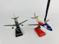 SOUTHWEST BOEING 737: Two 1:300 scale (18cm long) plastic Boeing 737-200 models. 'Shamu' Seaworld and 'Lone Star' Texas state. - 3