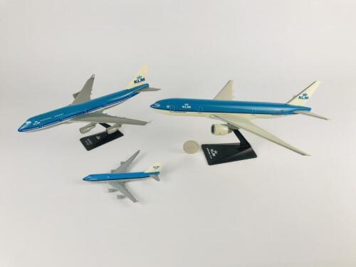 KLM: Three models (longest 32cm): One Boeing 777 1:200 scale plastic model, one Boeing 747-400 1:200 scale plastic model, registration 'PH-BFJ', and one Boeing 747-400 KLM Asia 1:400 scale Herpa metal model, registration 'PH BFM'