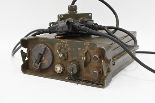 RADIO TELEPHONE: A c1950s Korean war era US army radio telephone
