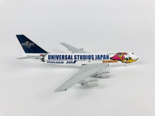 ANA BOEING 747-400: A 1:400 scale 'Universal Studios Japan, Woody Woodpecker' metal model, registration 'JA8358'.