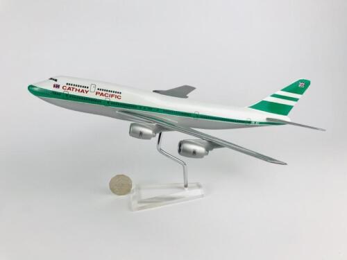 CATHAY PACIFIC BOEING 747: A 1:200 scale (34cm long) wooden model, registration 'VR-HII'