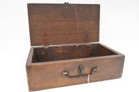 TIMBER BOX: A mid size timber box with 'R.T." on lid, with metal handle & latch, 14.5cm high, 45cm wide, 25cm deep - 2