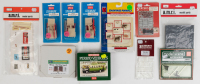 DIORAMA PARTS: A bag of assorted diorama parts
