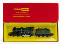 MAUNSELL CLASS L1: A Hornby Railways No.R.350 OO scale Southern Railway Maunsell Class L1 locomotive (4-4-0), road number 1757, in gloss olive green livery in original box - 2