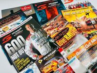 V8 SUPERCARS: A large group of race programmes [Location: Sydney] - 8