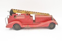 MARX GIRARD: A circa 1930s/1940s Marx Girard pressed clockwork steel fire engine toy with wind-up ladder, 36cm long - 2