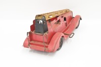 MARX GIRARD: A circa 1930s/1940s Marx Girard pressed clockwork steel fire engine toy with wind-up ladder, 36cm long - 3