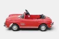 ELECTRIC CAR: A modern plastic Mercedes-Benz 300 SL childrens electric powered car, 120cm long