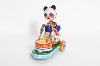 TIN TOY FIGURINES: A group of four tin toy figurines - 5