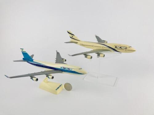 EL AL BOEING 747-400: Two models (28cm long): A 1:200 scale Israel Airlines plastic model, old livery, registration '4X-ELA', and A 1:200 scale plastic model, new livery, registration '4X-ELD'