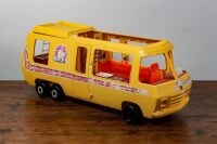 BARBIE: A circa 1976 Star Traveler MotorHome 90cm long