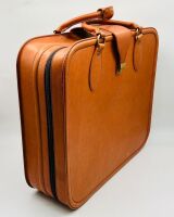 FERRARI F355: A partial set of Schedoni fitted luggage in cuioi leather - 3
