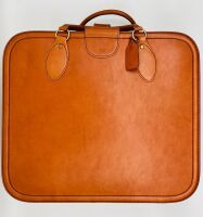 FERRARI F355: A partial set of Schedoni fitted luggage in cuioi leather - 11