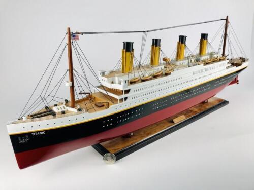 TITANIC: A 1:200 scale (103cm long) wooden model of the 'S.S. Titanic'