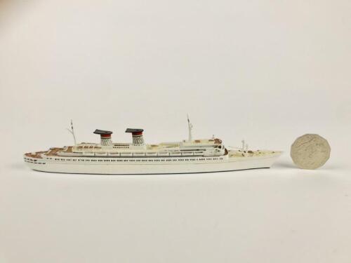 ITALIAN LINES: A 1:1250 scale (22cm long) metal model 'Michelangelo' circa 1965