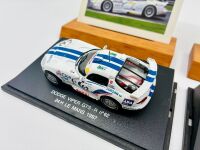 DODGE VIPER: Two 1:43 scale models by Universal Hobbies of the Dodge Viper GTS-R with two Chamberlain Motorsport flyers [Location: Sydney] - 3