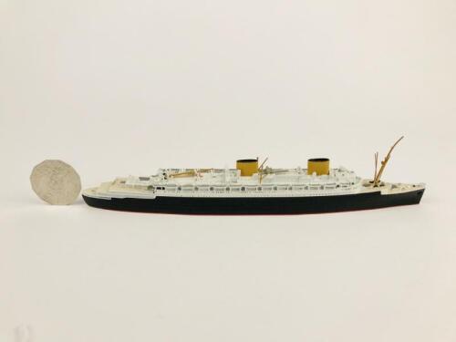 NTH GERMAN-LLOYD: A 1:1250 scale (22cm long) metal model of 'S.S. Bremen' circa 1929
