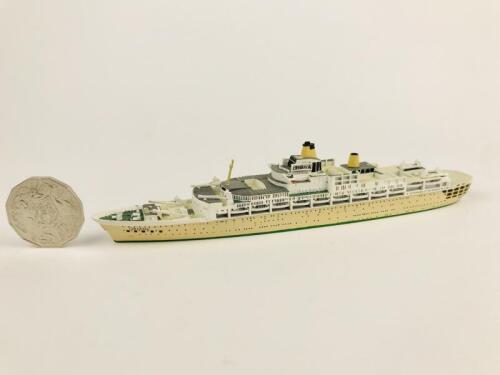 ORIENT STEAM NAVIGATION CO: A 1:1250 scale (19cm long) metal model of 'Oriana' 1959