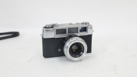 CAMERA: A c1960s Yashica (Japan) Minister 35mm camera in original black leather case - 2