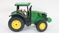 JOHN DEERE: Two large modern John Deere tractor models, largest 33cm long - 3