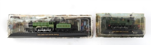 STATIC TRAIN MODELS: Two Amercom 1:160 scale static train models, includes a 1928 GWR '4575' and a 1928 LNER 'B12' 4-6-0 No.8572 locomotive & tender, both in blisters