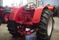 1957 INTERNATIONAL HARVESTER 650 TRACTOR - 4