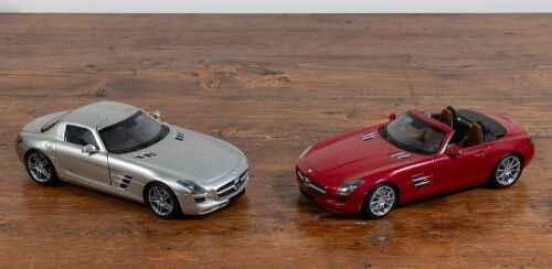 91 · MERCEDES: Two 1:18 scale Minichamps models of Mercedes SLS AMG's