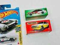 RACE CARS: Ten 1:64 scale models from Hot Wheels and Matchbox, mostly race cars [Location: Sydney] - 5