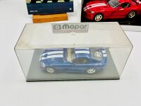 DODGE VIPER: Two Bburago models of the Viper GTS, one in 1:18 scale and the other in 1:24 scale together with a softcover book, 'Enthusiast Colour Series: Viper' by Matthew L. Stone [Location: Sydney] - 8